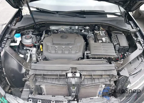 2022 Volkswagen Tiguan 2.0T Se R-Line Black z USA, uszkodzony, nr VIN 3VVCB7AX6NM127675